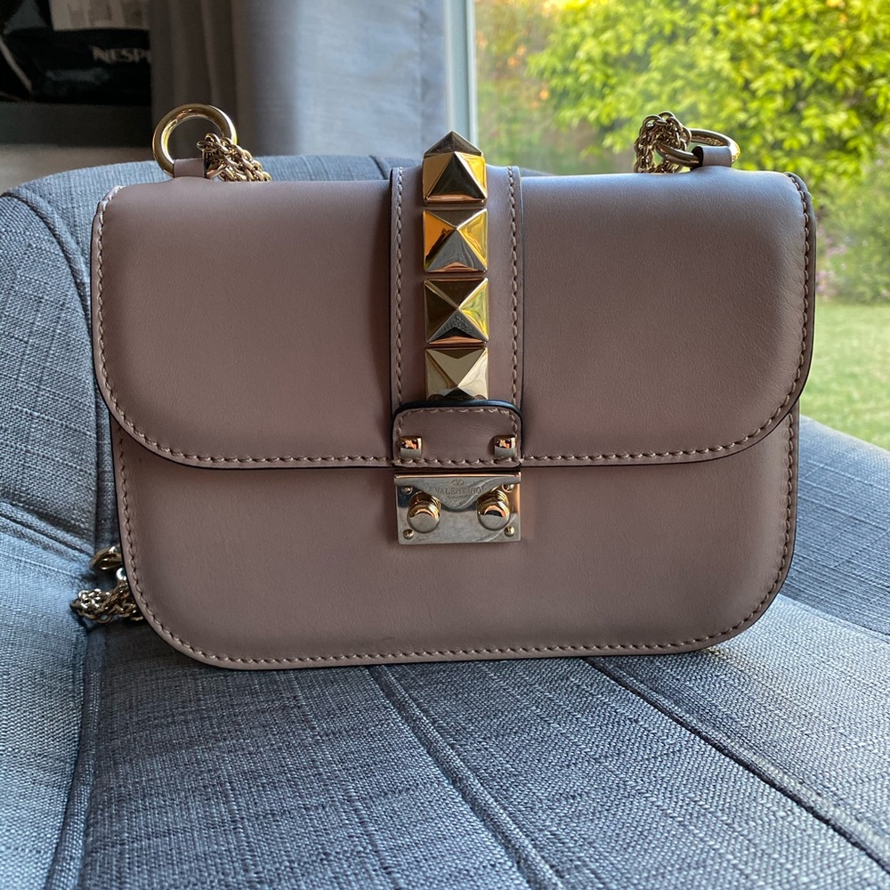 Valentino small rockstud poudre